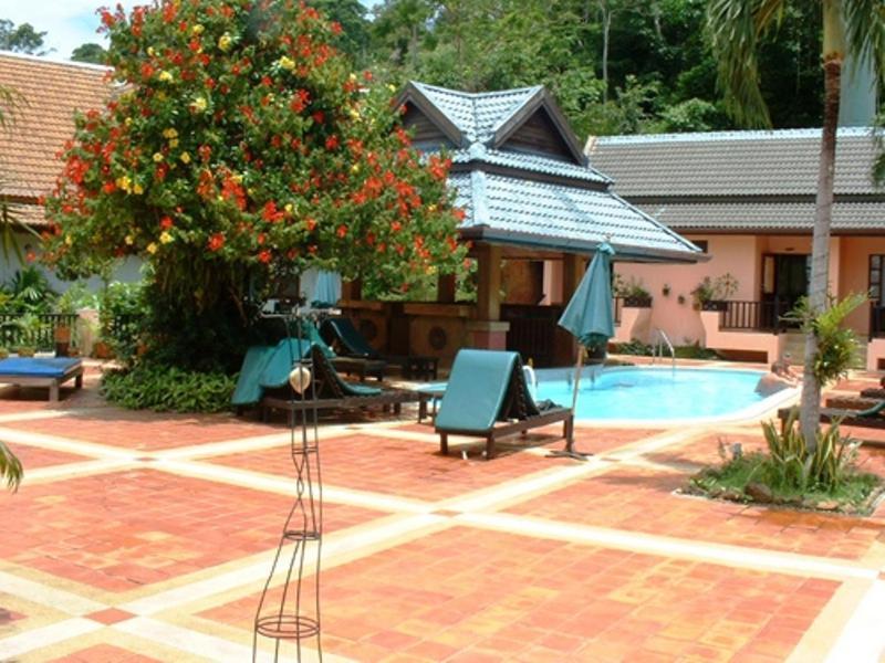 Baan Nern Sai Resort Пхукет Экстерьер фото